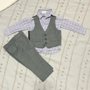 Van Heusen boys Vest and Pants with Checkered Shirt Set
